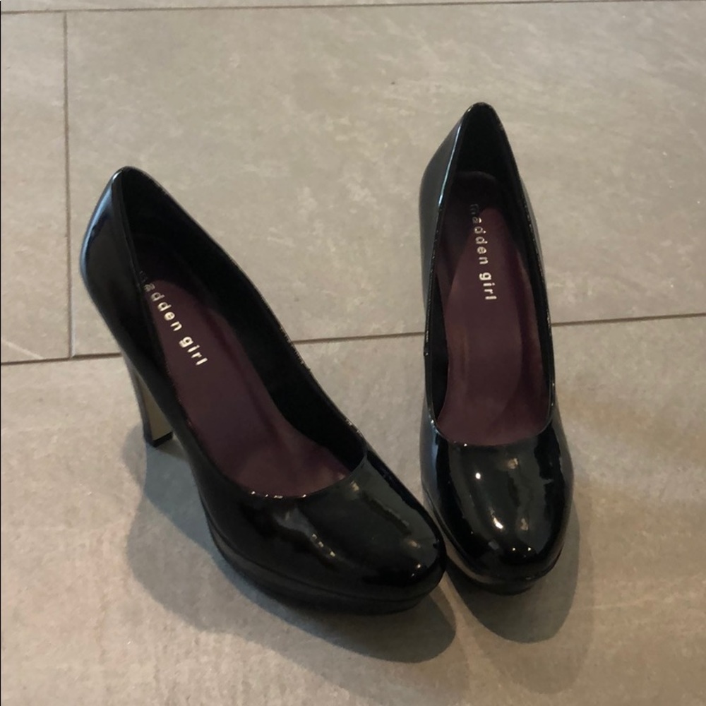 Madden Girl Cleary Pumps Size 8
